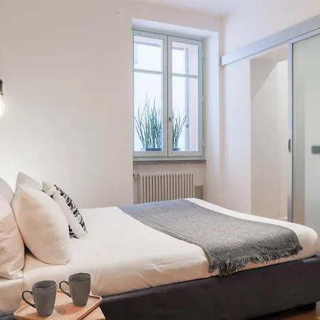 Mg - By My In Appartement Como